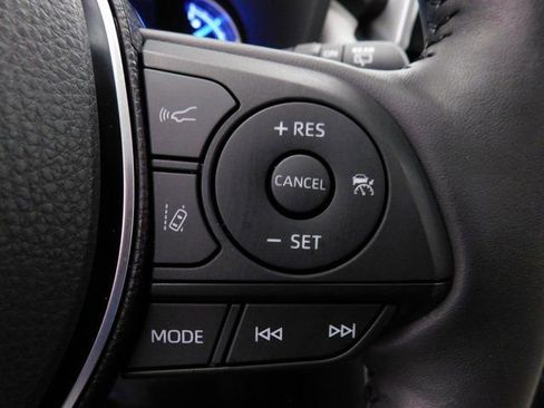 Used 2019 Toyota RAV4 Limited image 39