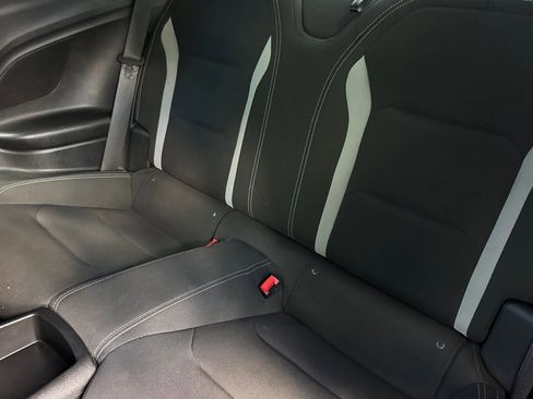 Used 2020 Chevrolet Camaro LT image 14