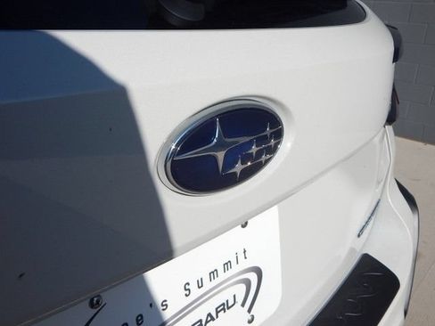 Used 2024 Subaru Crosstrek 2.5i Limited w/ Crosstrek Mirror Package AWD/4WD image 5