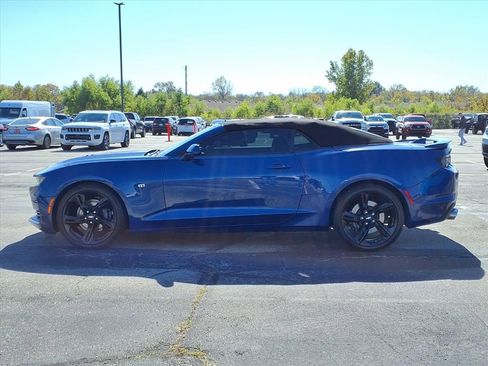 Used 2019 Chevrolet Camaro SS image 4