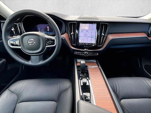 Used 2024 Volvo XC60 B5 Plus w/ Protection Package Premier image 16