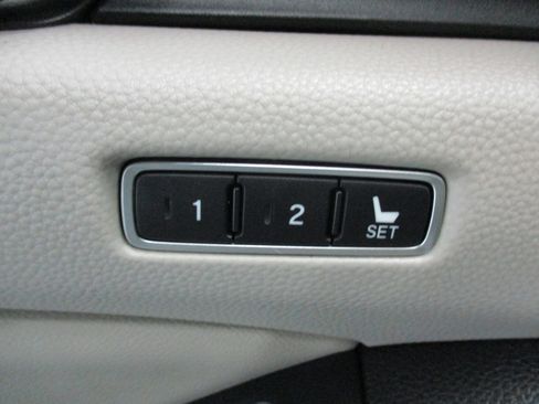 Used 2018 Honda Accord EX-L image 18