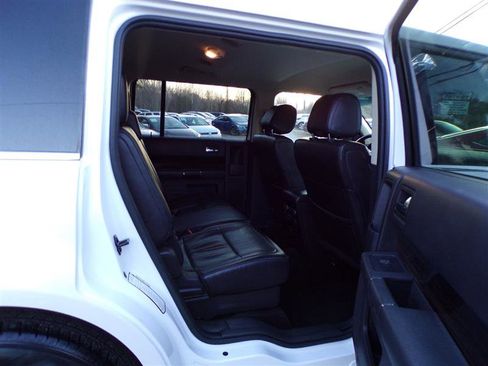 Used 2013 Ford Flex SEL image 22