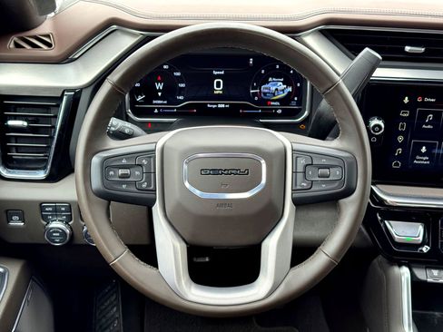 Used 2024 GMC Sierra 2500 Denali w/ Denali Reserve Package image 26