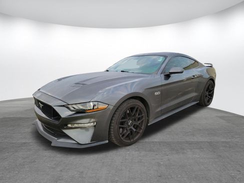 Used 2020 Ford Mustang GT w/ GT Performance Package RWD image 3