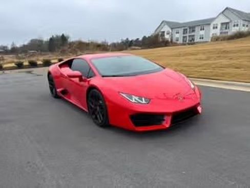 Used 2017 Lamborghini Huracan LP 580-2 RWD image 2