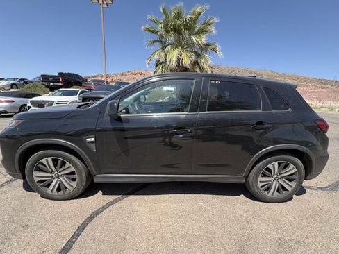 Used 2025 Mitsubishi Outlander Sport AWD image 2