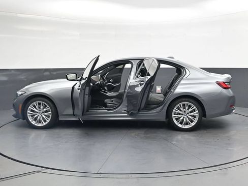 Used 2024 BMW 330i xDrive Sedan w/ Convenience Package AWD/4WD image 37