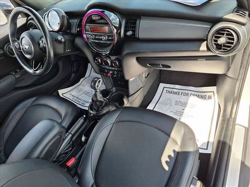 Used 2016 MINI Cooper 4-Door Hardtop FWD image 19