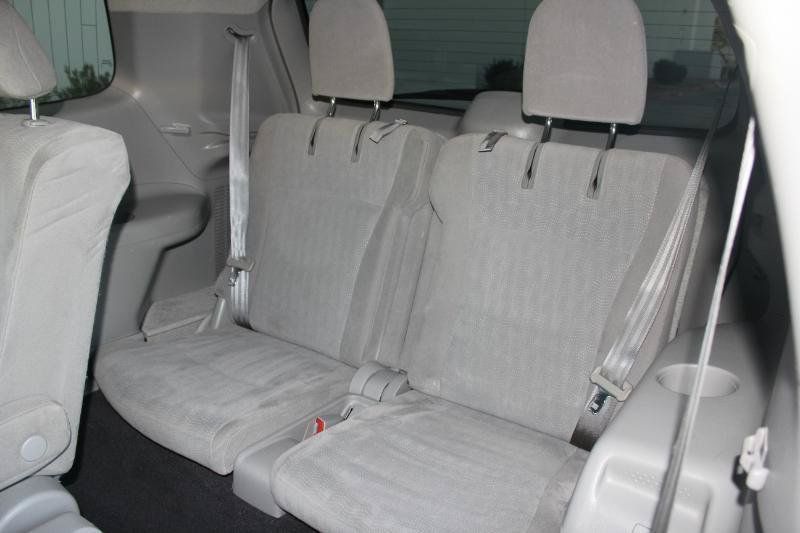 Used 2013 Toyota Highlander 4WD w/ Cold Weather Pkg image 13