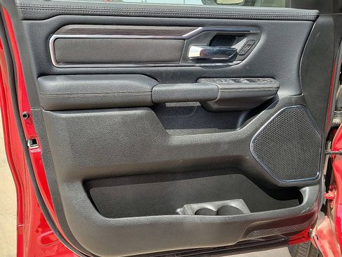 New 2026 RAM 1500 Laramie AWD/4WD image 10