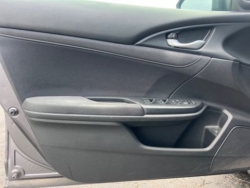 Used 2019 Honda Insight EX image 11