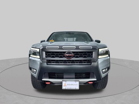 Used 2025 Nissan Frontier PRO-4X AWD/4WD image 29