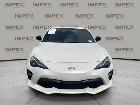 Used 2017 Toyota 86 860 Special Edition RWD image 8