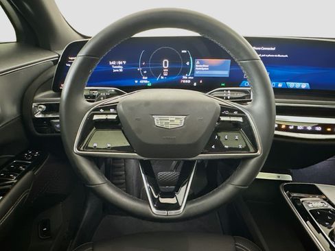 Used 2024 Cadillac Lyriq Tech RWD image 18