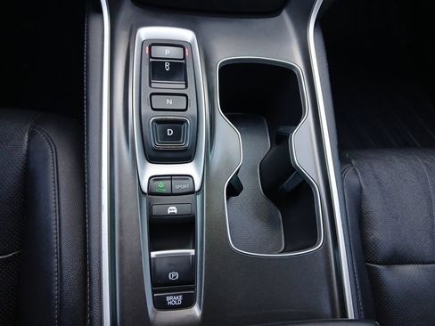Used 2020 Honda Accord Touring image 10