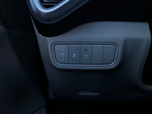 Used 2025 Kia Soul LX w/ LX Technology Package image 20