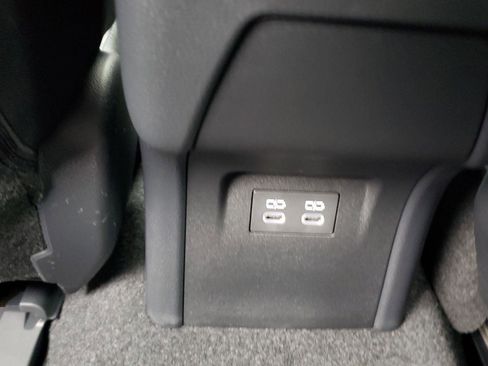 New 2026 Toyota Prius LE image 10