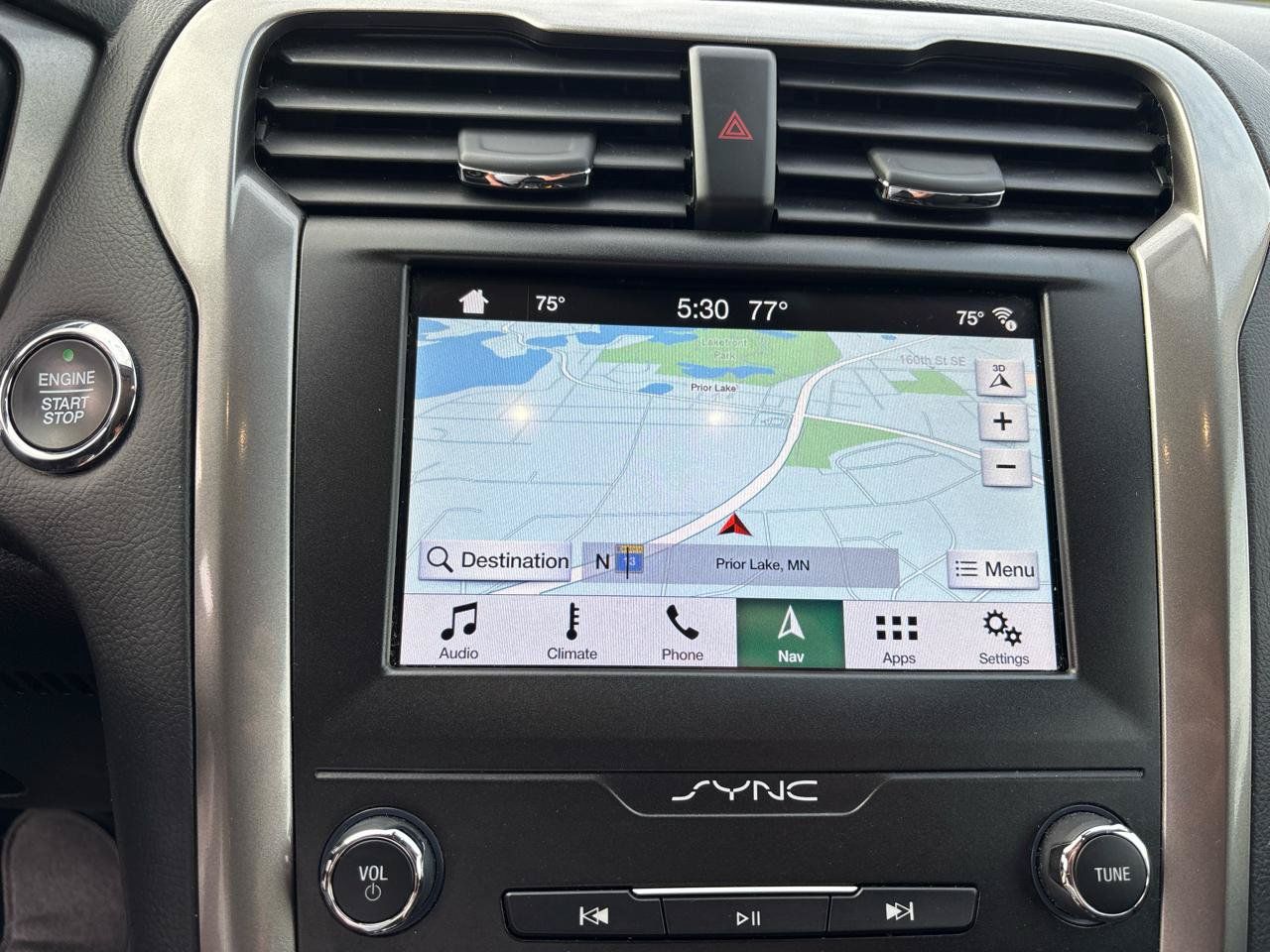 Used 2019 Ford Fusion SE FWD image 22