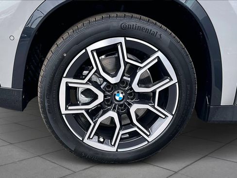 New 2026 BMW X1 xDrive28i w/ Convenience Package image 11