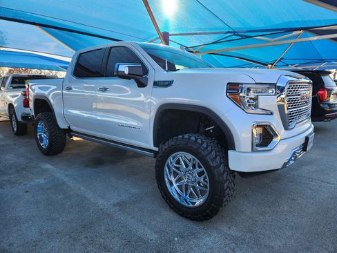 Used 2019 GMC Sierra 1500 Denali w/ Denali Ultimate Package image 1