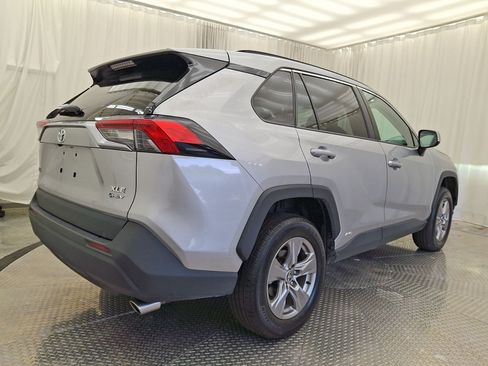Certified 2025 Toyota RAV4 XLE AWD/4WD image 28