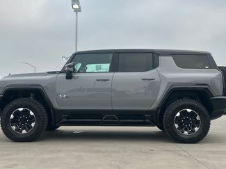 New 2025 GMC Hummer EV 3X w/ Extreme Off-Road Package video 3