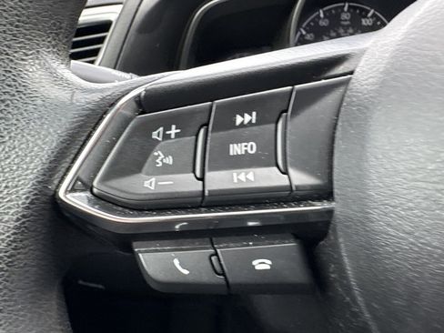 Used 2017 MAZDA MAZDA3 Sport w/ Preferred Equipment Package image 20