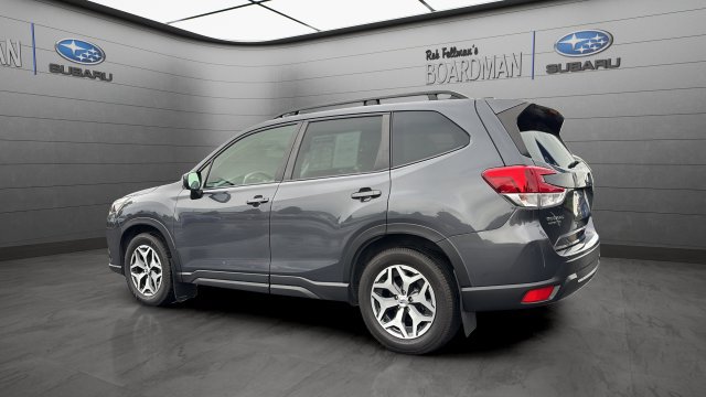 Used 2022 Subaru Forester Premium AWD/4WD image 8