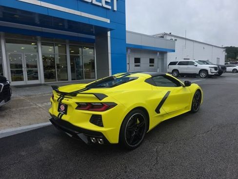 Used 2023 Chevrolet Corvette Stingray Preferred Cpe w/ Z51 Performance Package RWD image 7