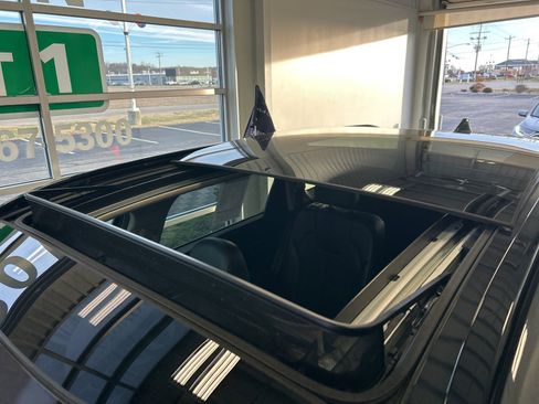 Used 2022 Kia Sorento SX image 36