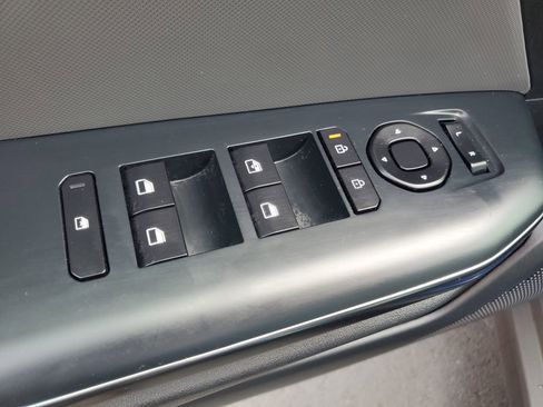 Used 2025 Kia K4 LXS image 19