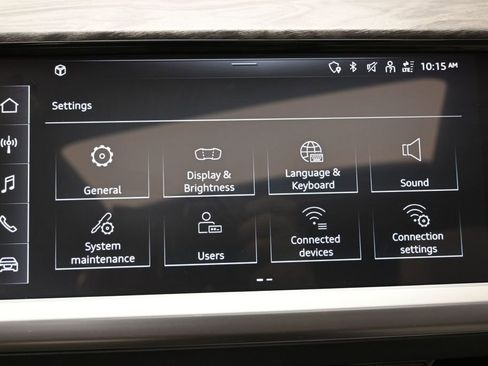 Used 2024 Audi Q4 e-tron Premium AWD/4WD image 28
