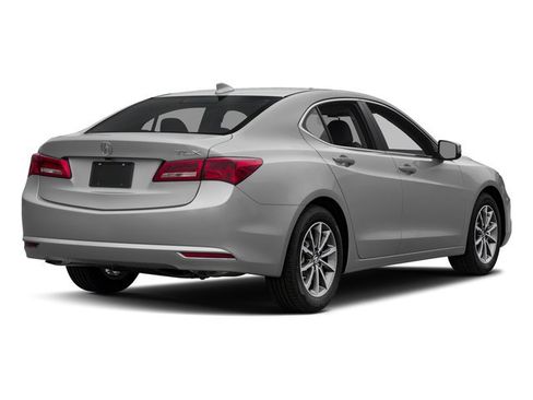Used 2018 Acura TLX image 5