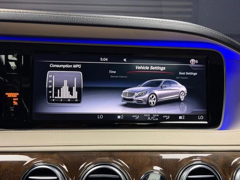 Used 2016 Mercedes-Benz S 550 Sedan w/ Premium Package image 44