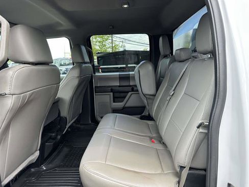 Used 2017 Ford F550 4x4 Crew Cab Super Duty image 11