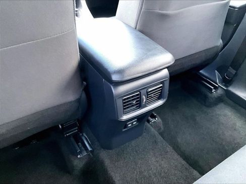 Certified 2024 Toyota RAV4 XLE FWD image 26