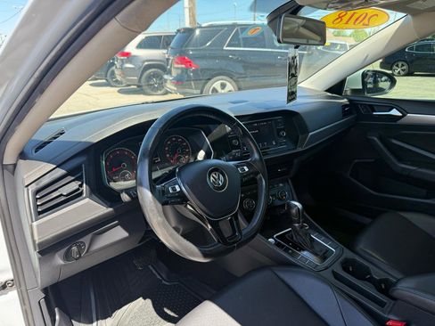 Used 2019 Volkswagen Jetta SE FWD image 8