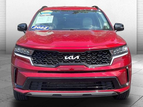 Used 2022 Kia Sorento S FWD image 2