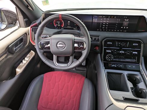 Used 2026 Nissan Armada NISMO AWD/4WD image 19