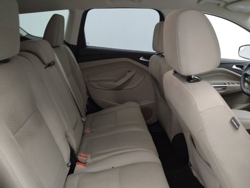 Used 2017 Ford Escape SE w/ SE Cold Weather Package FWD image 19