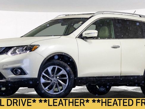 Used 2015 Nissan Rogue SL w/ SL Premium Package image 2
