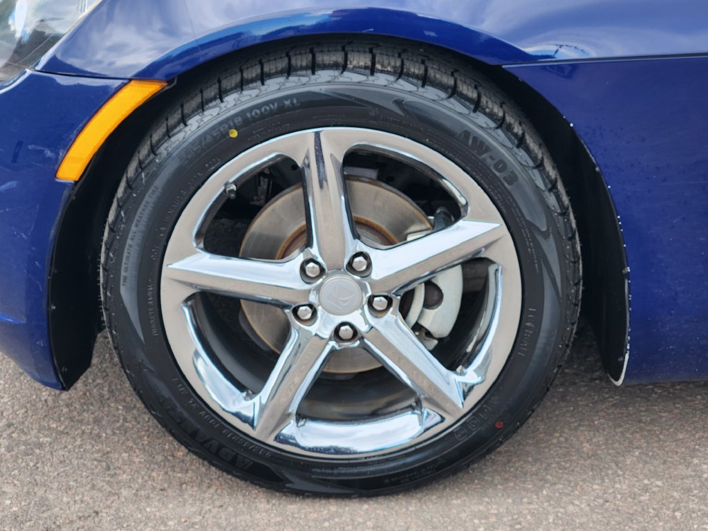Used 2009 Saturn Sky Red Line RWD image 10