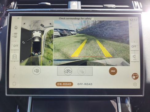 New 2026 Land Rover Range Rover Velar Dynamic SE image 22