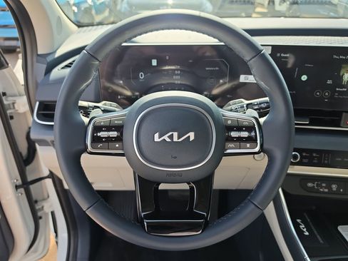 New 2026 Kia Carnival SX FWD image 32