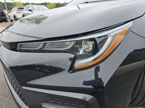 Used 2021 Toyota Corolla SE FWD image 31