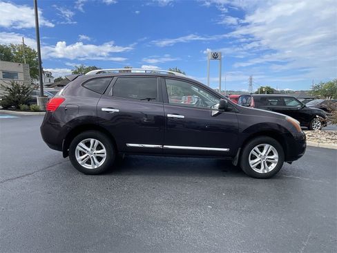 Used 2015 Nissan Rogue S w/ Convenience Package image 4