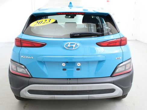 Used 2023 Hyundai Kona SE image 7