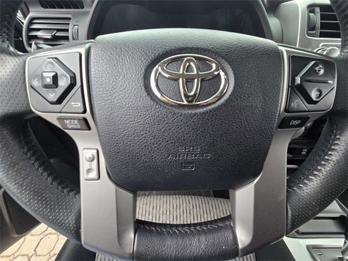 Used 2018 Toyota 4Runner SR5 image 23