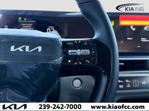 New 2026 Kia Sorento S w/ S Panoramic Sunroof Package AWD/4WD image 37